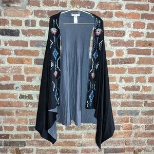 The Territory Ahead Medium Reversible Black & Gray Embroidered Women's Vest‎
